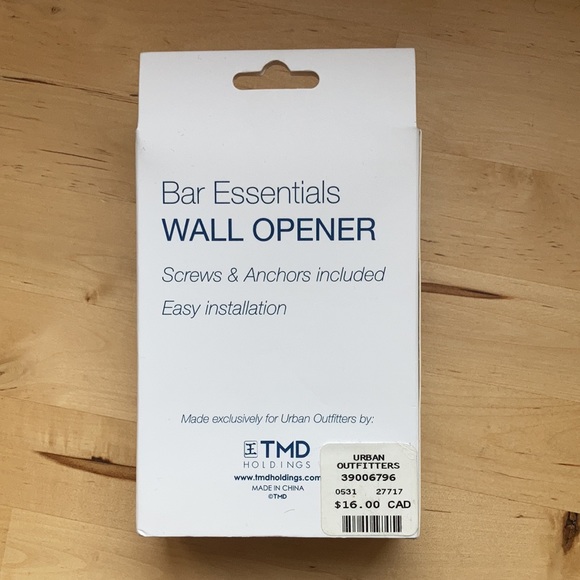 Wall mounted beer bottle opener - Urban Outfitters - Picture 4 of 4